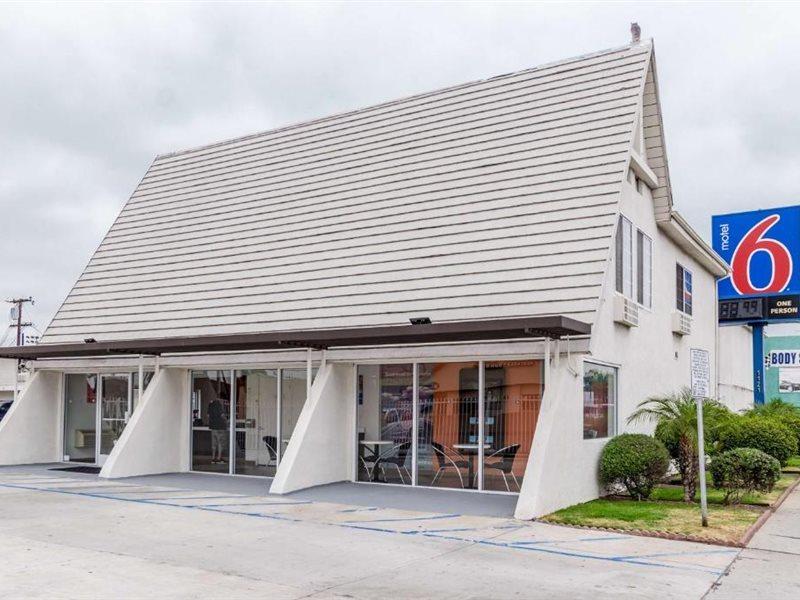 Motel 6-Long Beach, Ca - International City Экстерьер фото